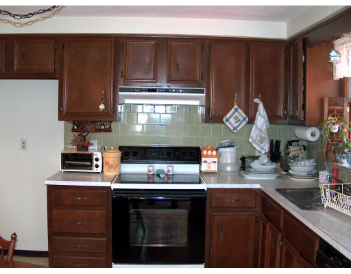 5 Green Farms Road Worcester, MA 01605 - Photo 8 of 14 Gallery Image 8