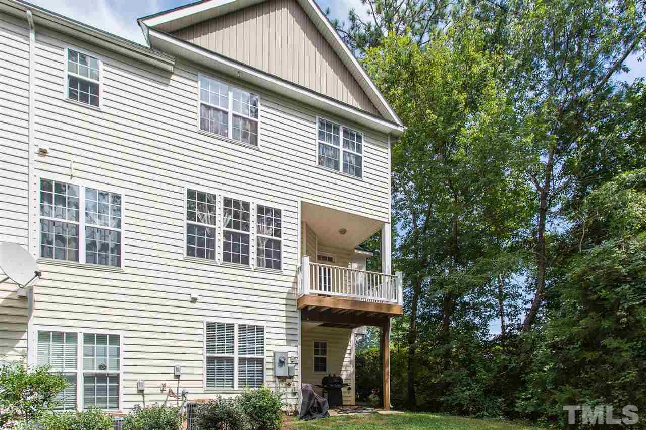 5514 Crescentview Parkway Raleigh, NC 27606 - Photo 27 of 29