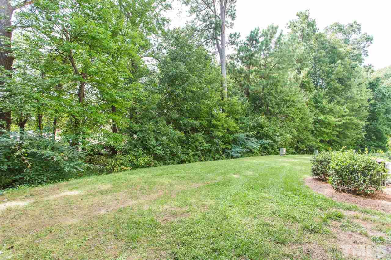 5514 Crescentview Parkway Raleigh, NC 27606 - Photo 28 of 29