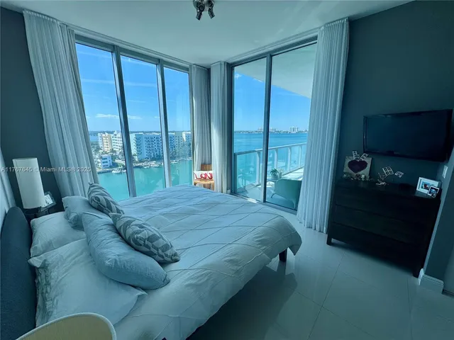 $850,000 | 7930 East Drive, Unit 1008, North Bay Village, FL 33141