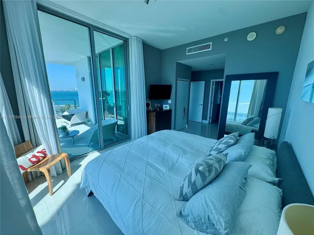 $850,000 | 7930 East Drive, Unit 1008, North Bay Village, FL 33141