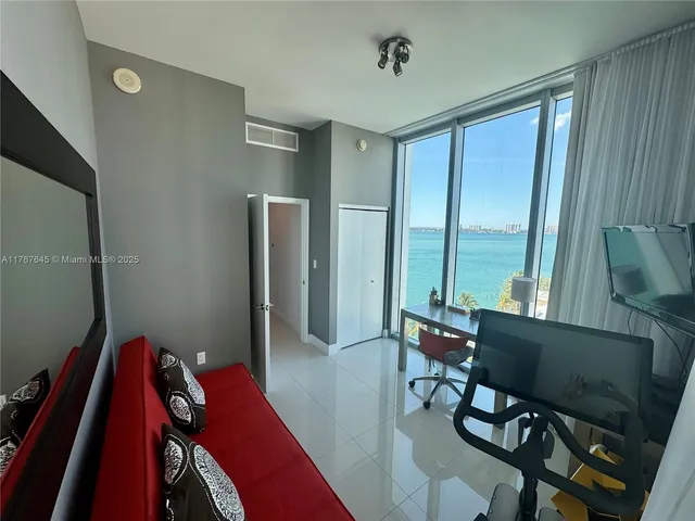 $850,000 | 7930 East Drive, Unit 1008, North Bay Village, FL 33141