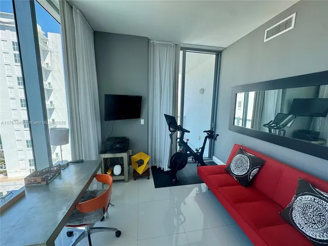 $850,000 | 7930 East Drive, Unit 1008, North Bay Village, FL 33141