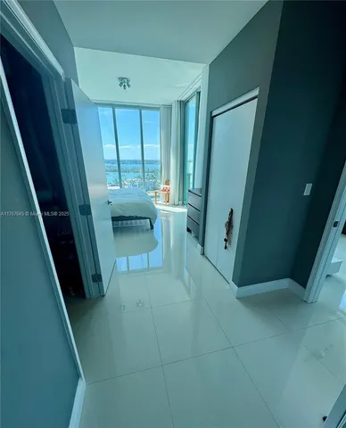 $850,000 | 7930 East Drive, Unit 1008, North Bay Village, FL 33141