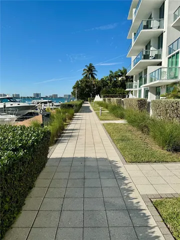 $850,000 | 7930 East Drive, Unit 1008, North Bay Village, FL 33141