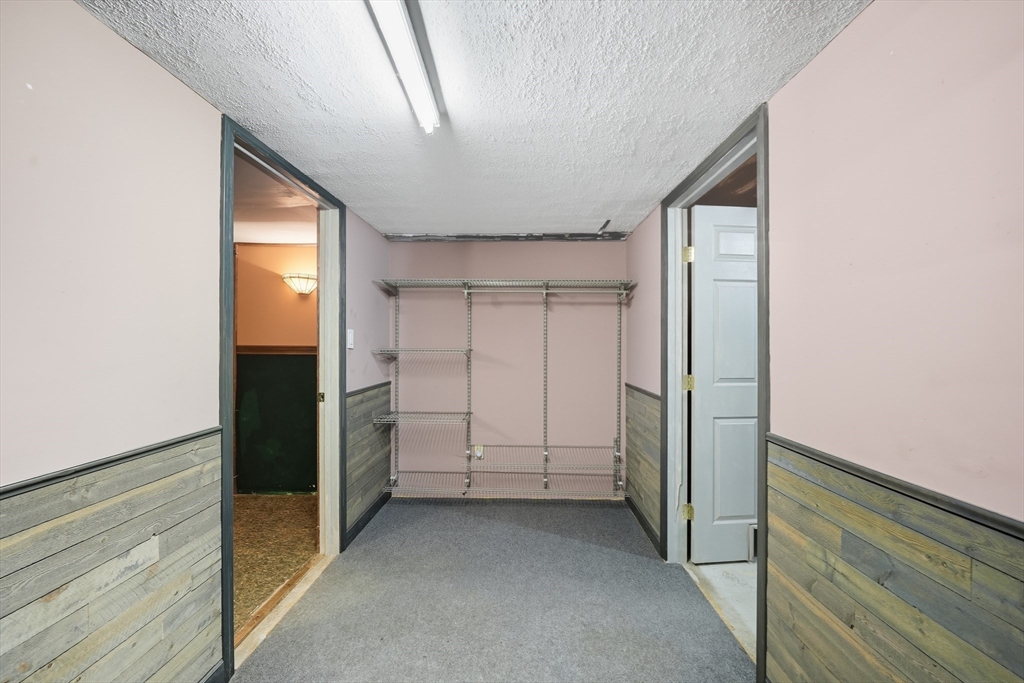 794 Homestead Avenue Holyoke, MA 01040 - Photo 31 of 34