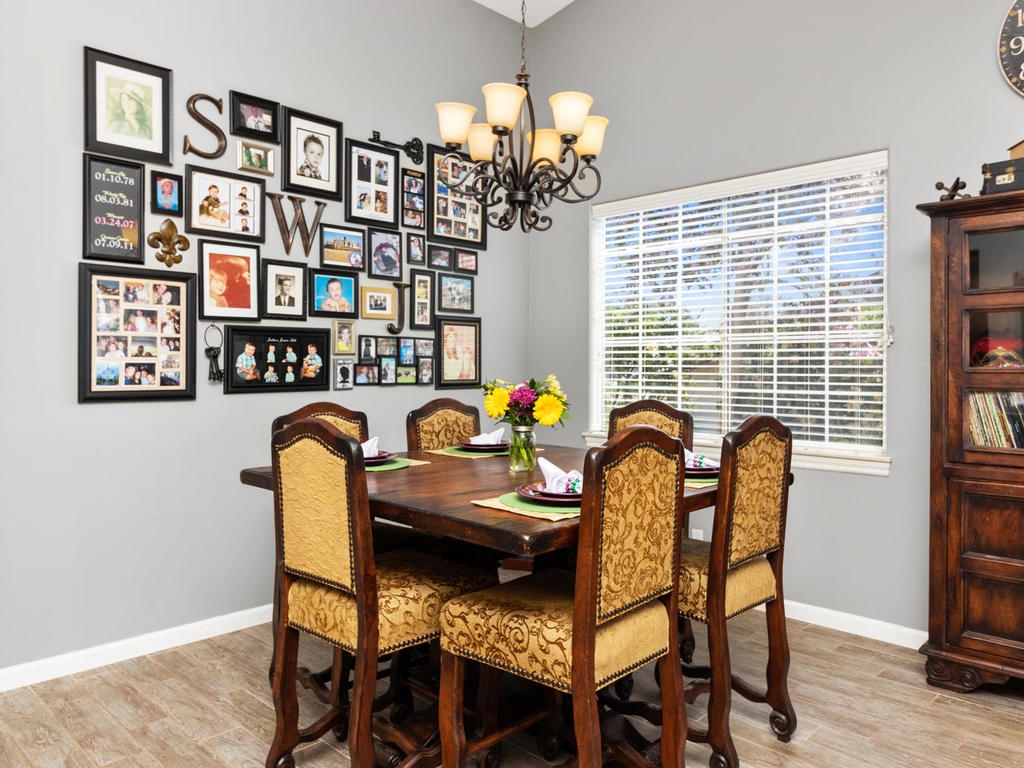 279 Rhesa Lane Fallbrook, CA 92028 - Photo 5 of 25