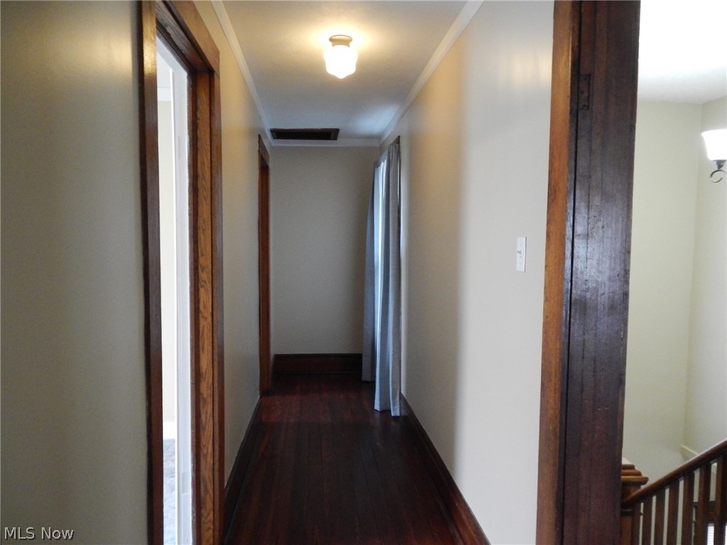 355 South 9th Street Coshocton, OH 43812 - Photo 35 of 35 upstairs hallway