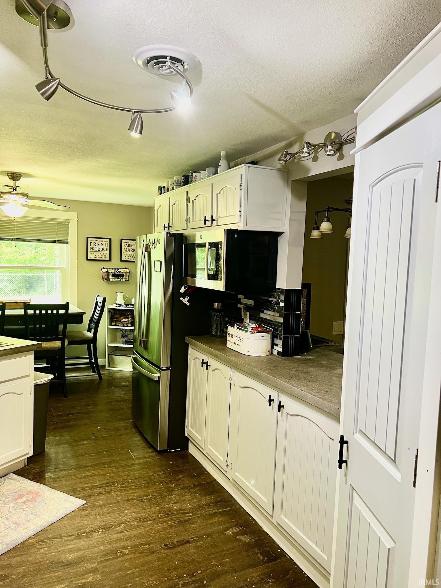 8415 Wheelock Road Fort Wayne, IN 46835 - Photo 8 of 19
