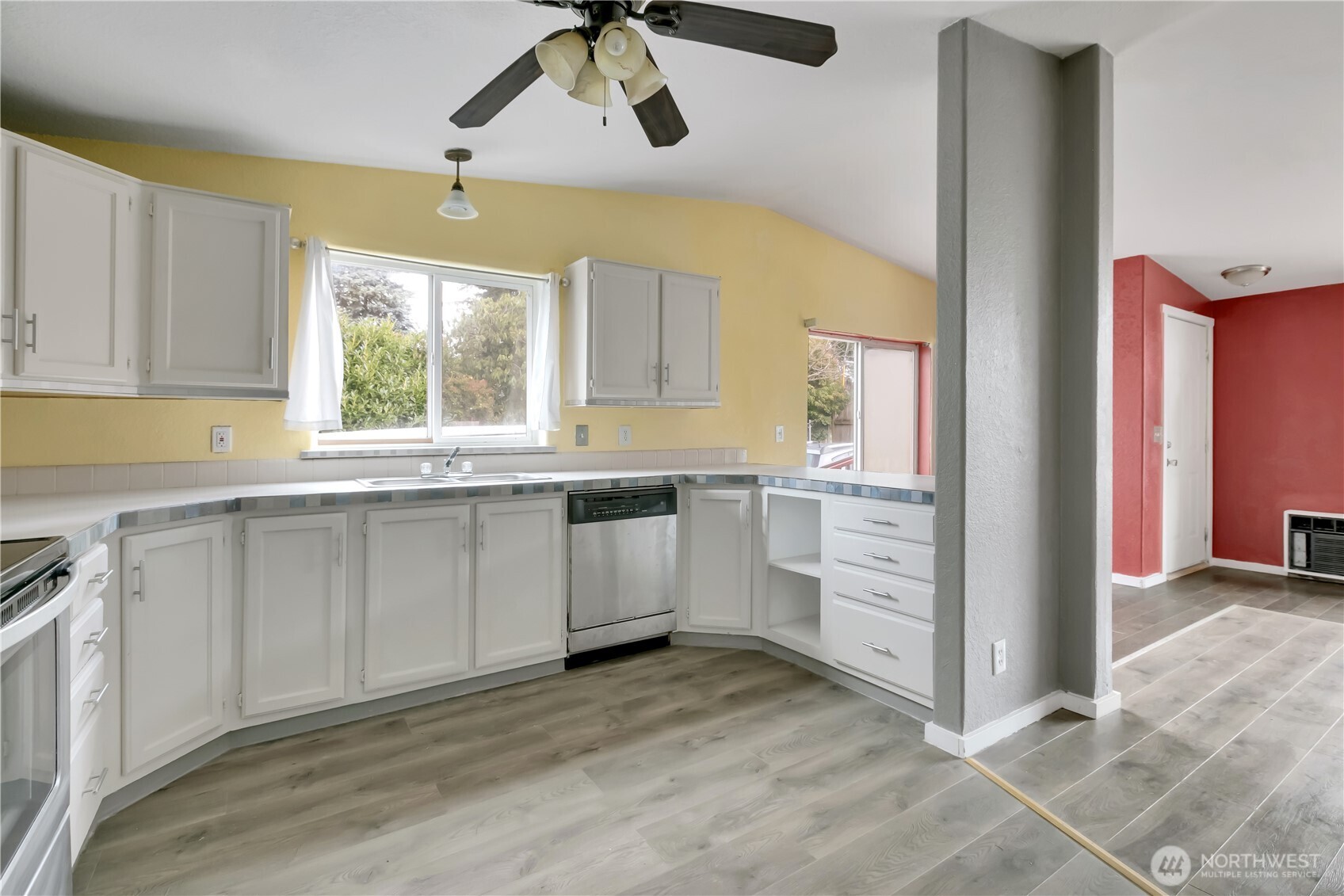 11914 Nels Peters Road Everett, WA 98208 - Photo 10 of 23