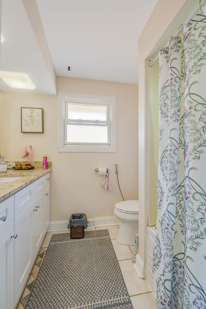 7849 79th Place Bridgeview, IL 60455 - Photo 17 of 30