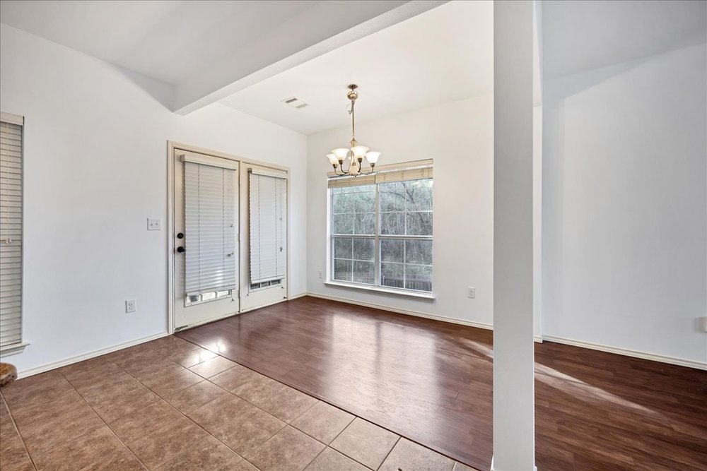 4600 Rivka Cove Austin, TX 78741 - Photo 11 of 31