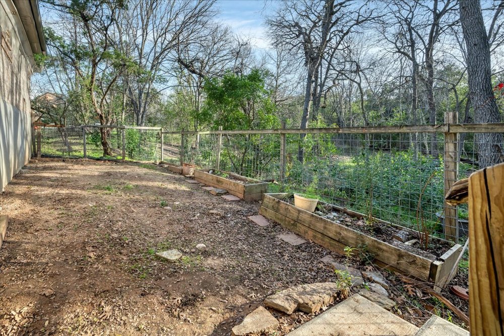 4600 Rivka Cove Austin, TX 78741 - Photo 27 of 31