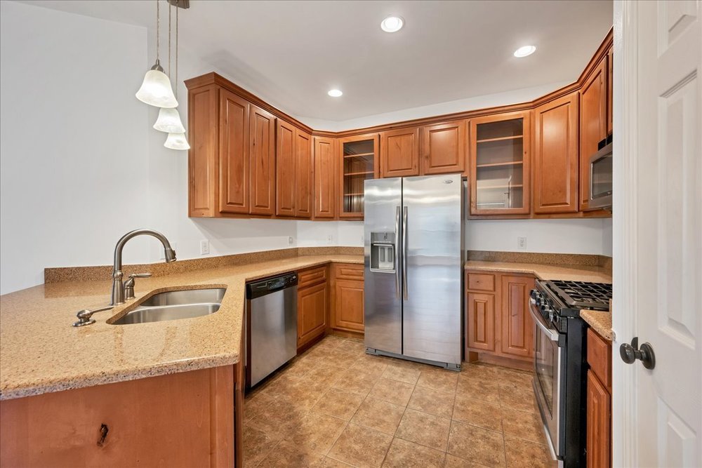 4600 Rivka Cove Austin, TX 78741 - Photo 3 of 31