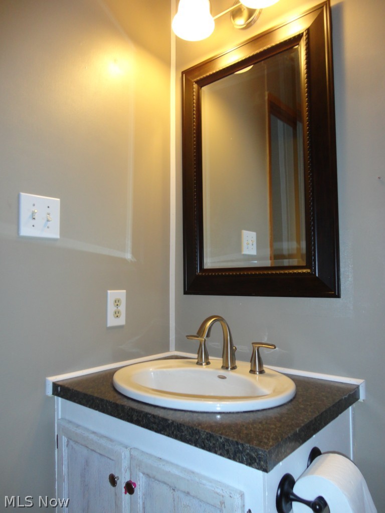 1277 Diver Road Deerfield, OH 44411 - Photo 13 of 24 Gallery Image 13