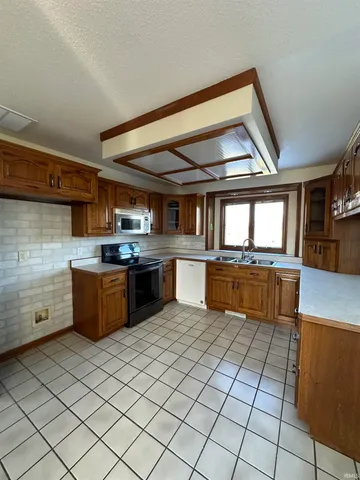 $2,500 | 22611 Campbell Road, Spencerville, IN 46788