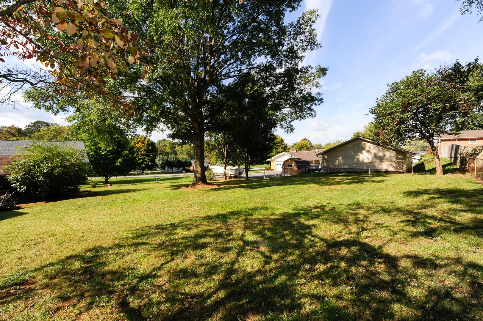 405 Merritt Road Maryville, TN 37804 - Photo 4 of 21 _DSC5446