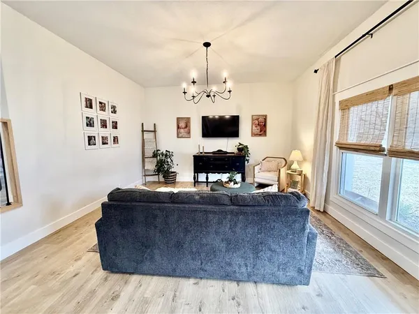 $360,000 | 619 Katy Drive, Maryville, MO 64468