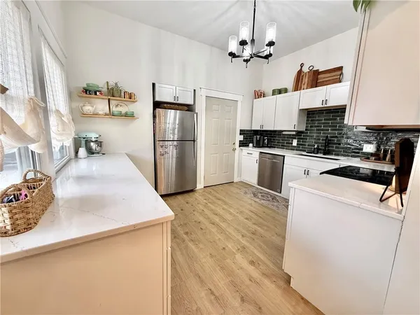 $360,000 | 619 Katy Drive, Maryville, MO 64468