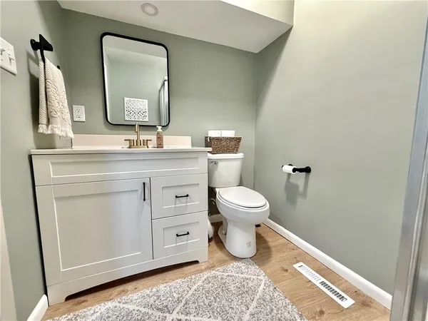 $360,000 | 619 Katy Drive, Maryville, MO 64468