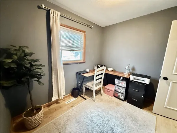 $360,000 | 619 Katy Drive, Maryville, MO 64468