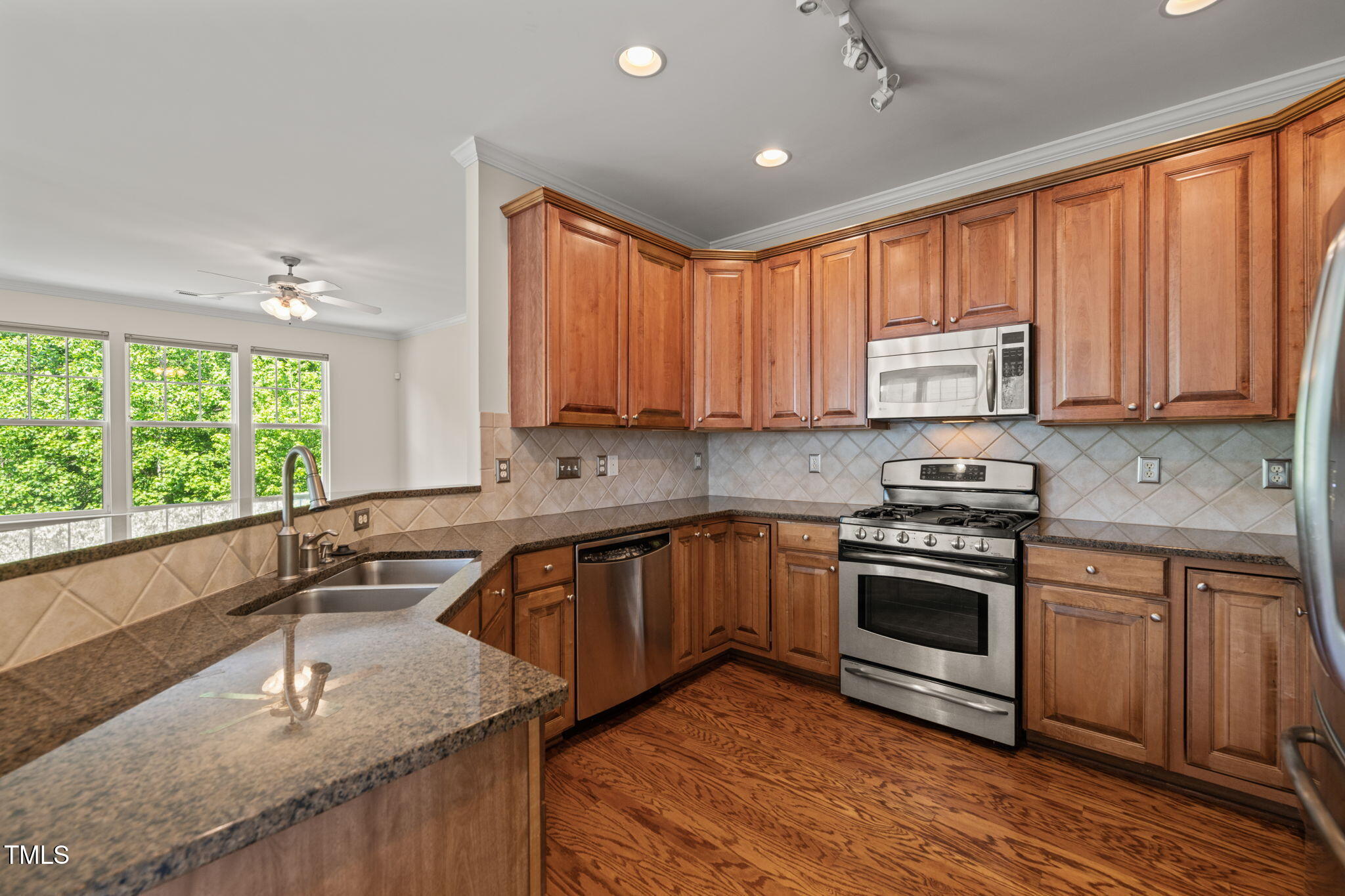 4703 Kings Garden Road Raleigh, NC 27612 - Photo 16 of 44 16-web-or-mls-untitled-114