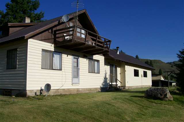 494 West Chewuch Road Winthrop, WA 98862 - Photo 2 of 8 Gallery Image 2