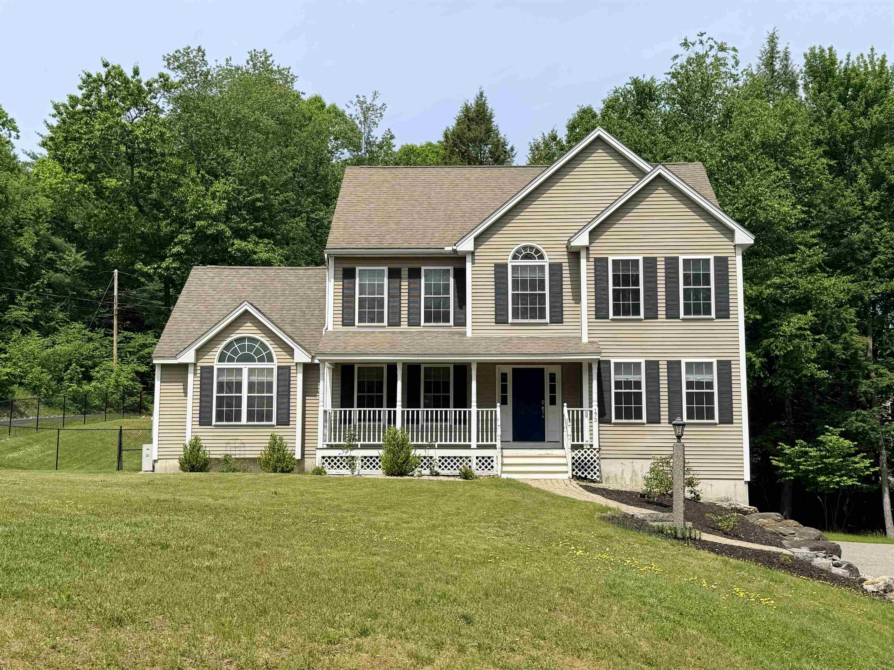 173 Oak Hill Road Barrington, NH 03825 - Photo 1 of 26