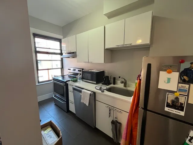 $2,000 | 9 Sewall, Unit 212, Brookline, MA 02446