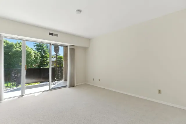 $798,000 | 728 Elm Street, Unit 205, San Carlos, CA 94070