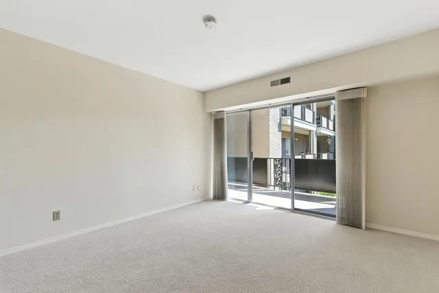 $798,000 | 728 Elm Street, Unit 205, San Carlos, CA 94070