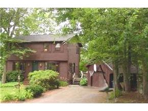 1 Cardiff Road Nashua, NH 03062 - Photo 2 of 2
