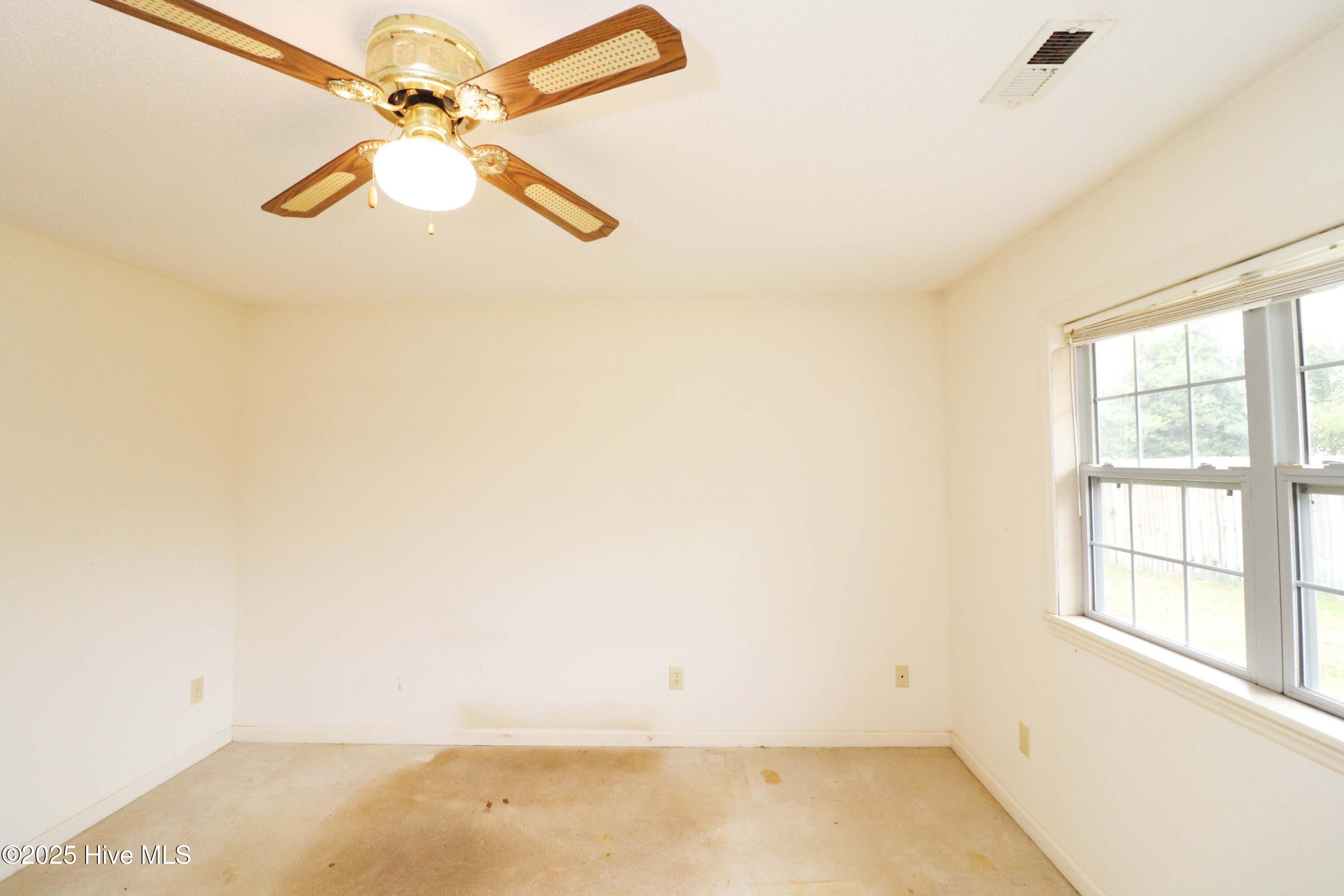 118 Turtle Court Newport, NC 28570 - Photo 20 of 36 MBDR4