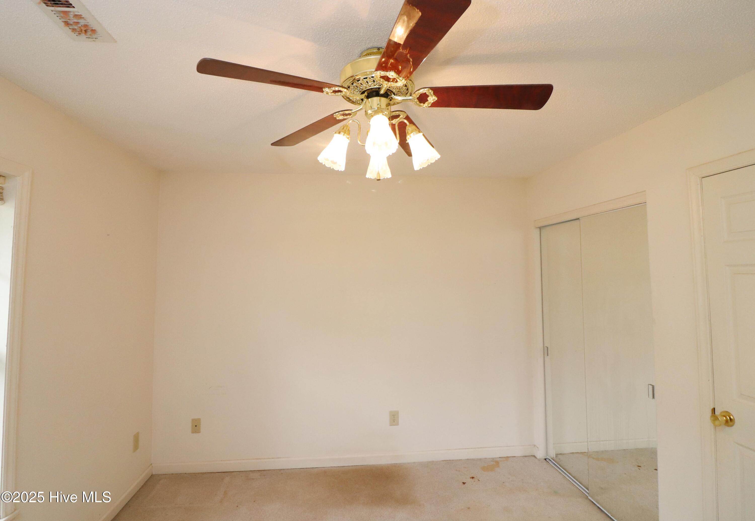 118 Turtle Court Newport, NC 28570 - Photo 26 of 36 BDR3b