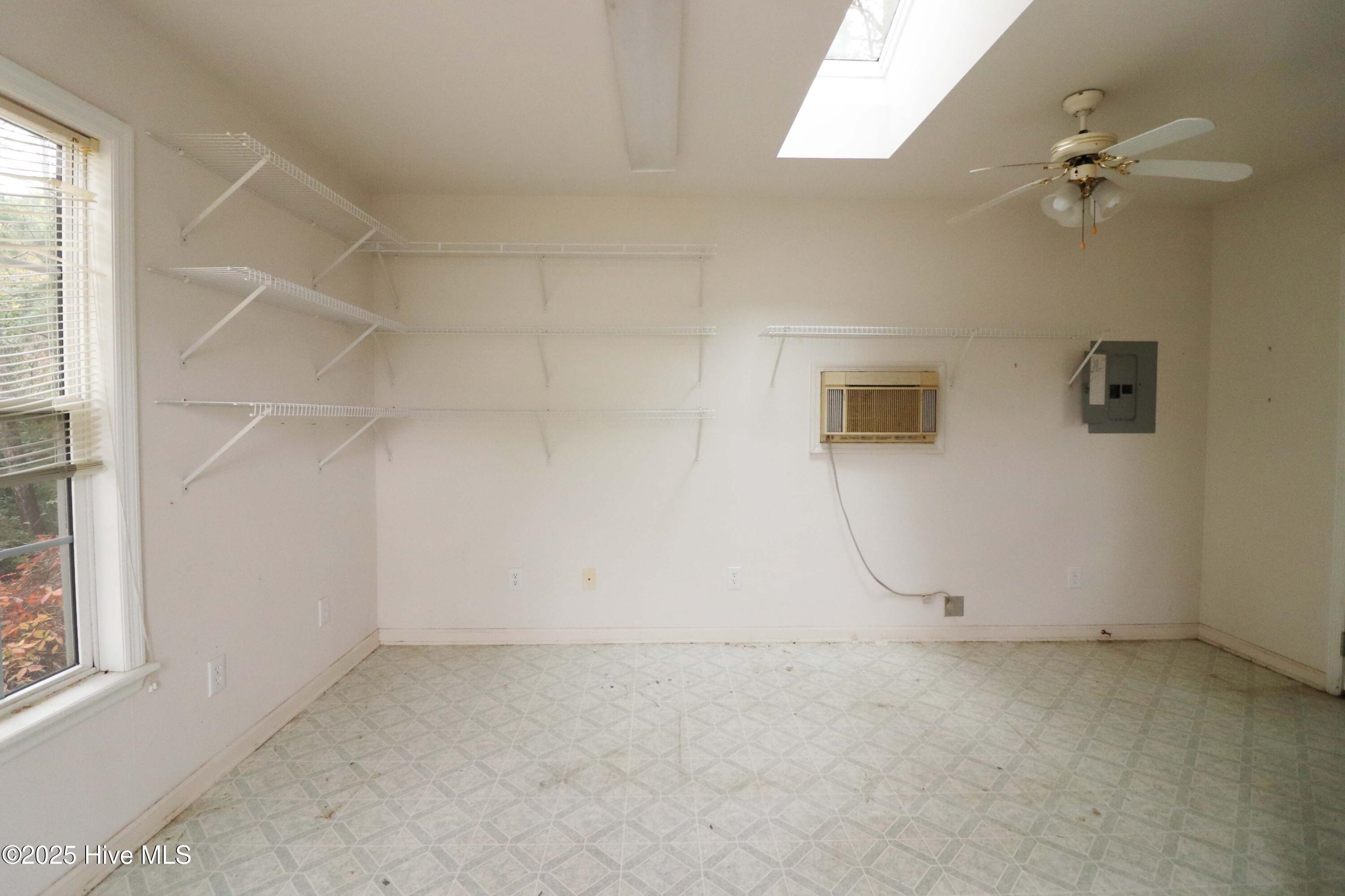 118 Turtle Court Newport, NC 28570 - Photo 33 of 36 W4