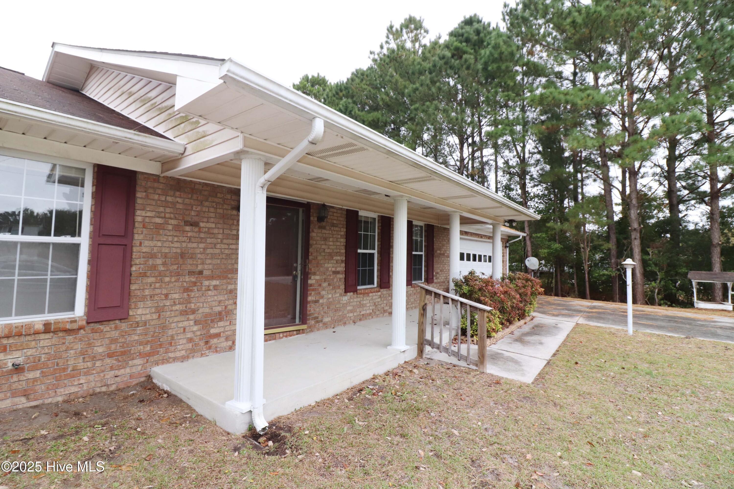 118 Turtle Court Newport, NC 28570 - Photo 6 of 36 Ext9