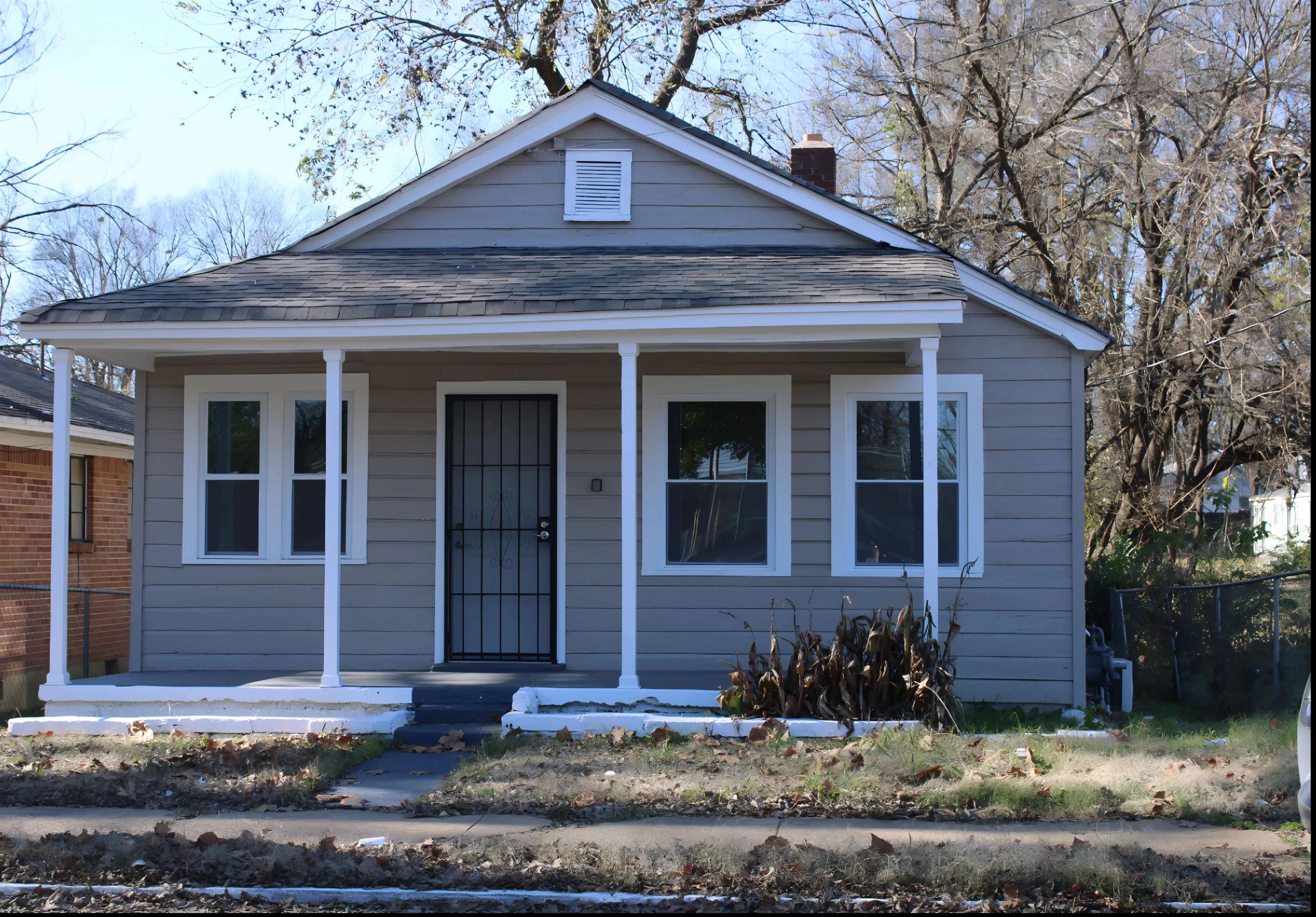 937 Speed Street Memphis, TN 38107 - Photo 14 of 23 a front view of a house