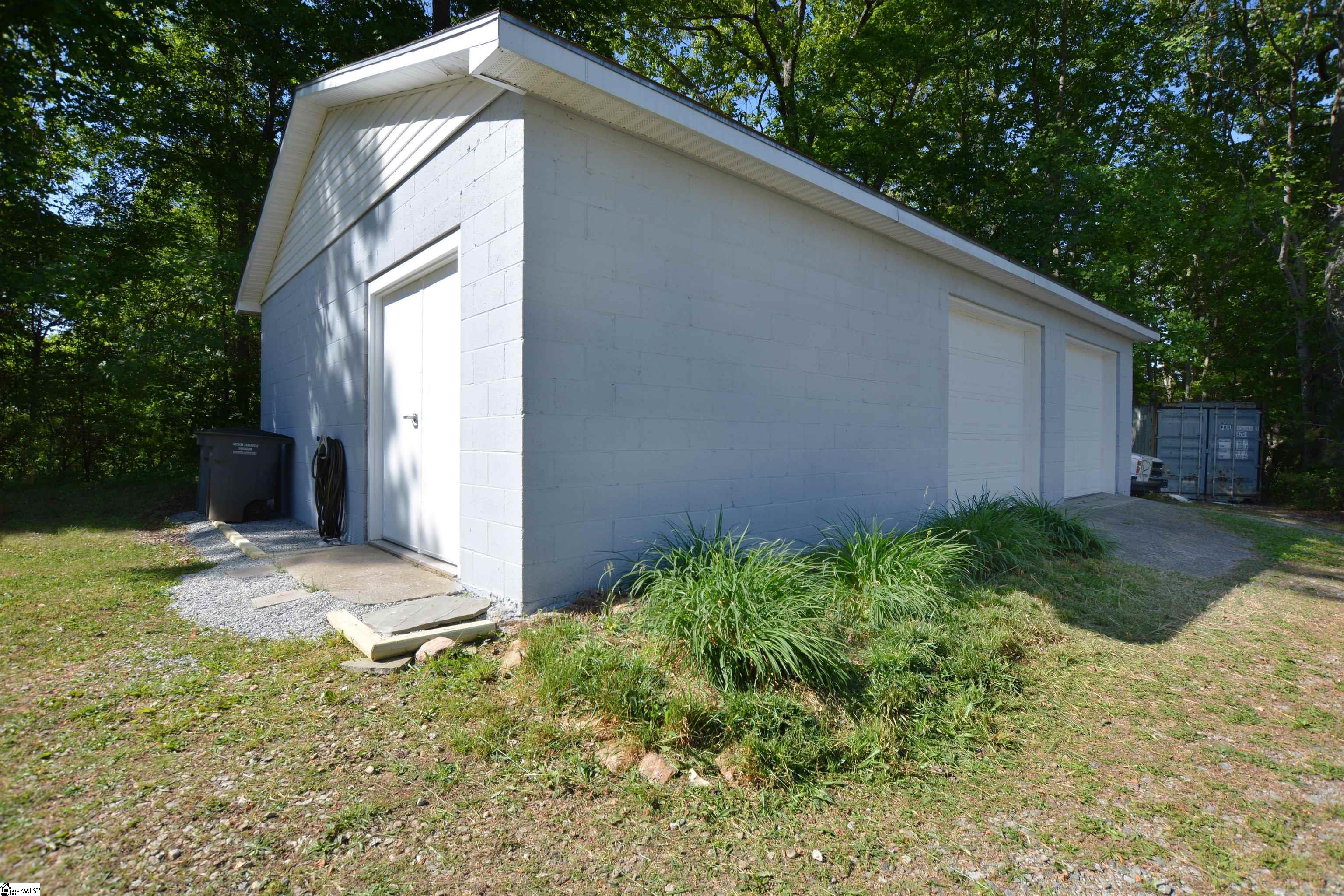 288 Raines Road Easley, SC 29640 - Photo 11 of 37