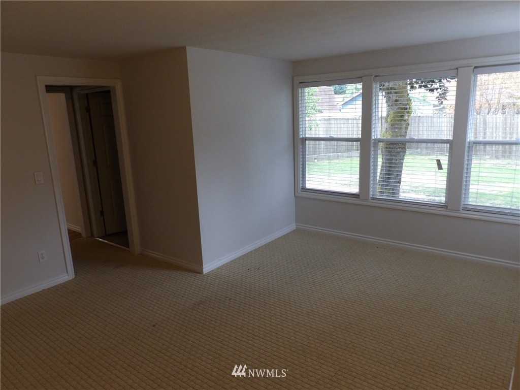 18516 22nd Drive Southeast Bothell, WA 98012 - Photo 12 of 25 Gallery Image 12