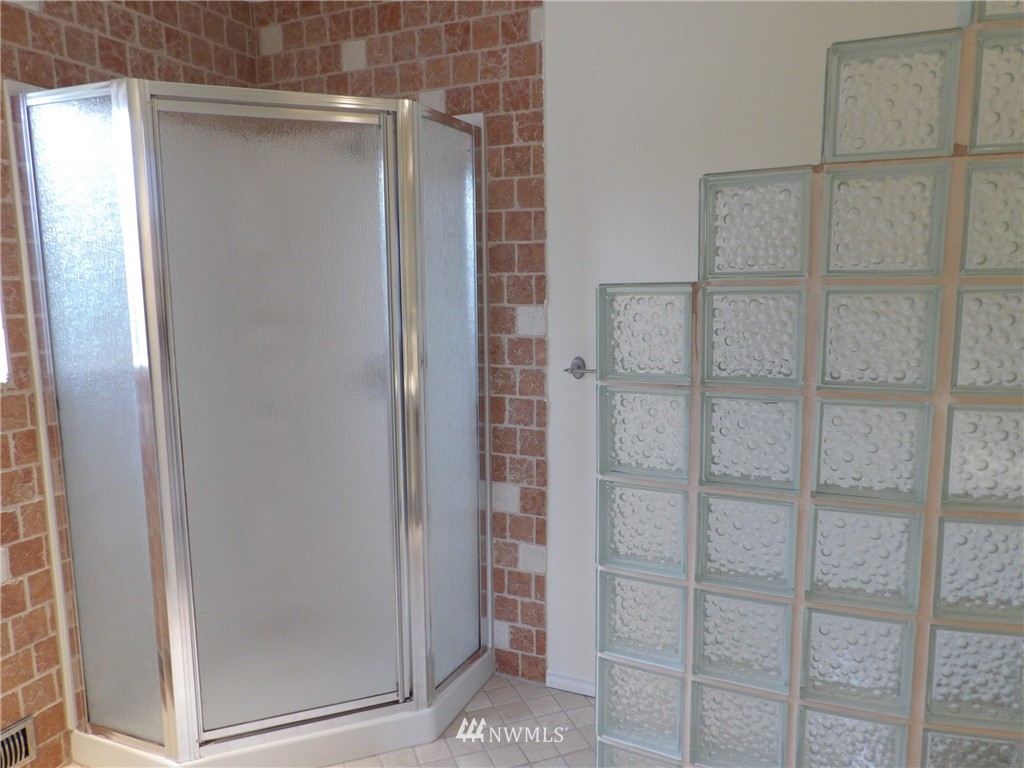 18516 22nd Drive Southeast Bothell, WA 98012 - Photo 20 of 25 Gallery Image 20
