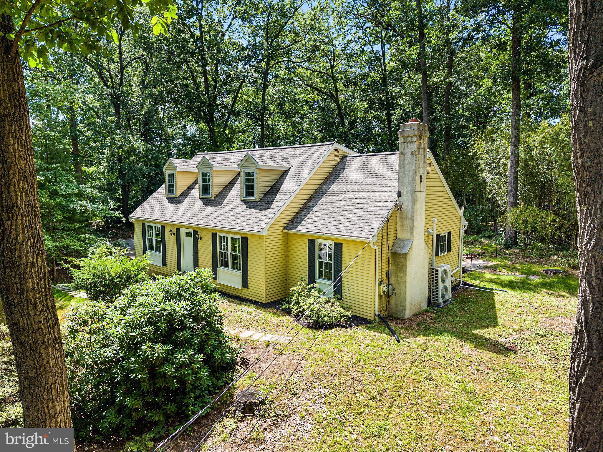 1199 Glenside Road Downingtown, PA 19335 - Photo 3 of 47