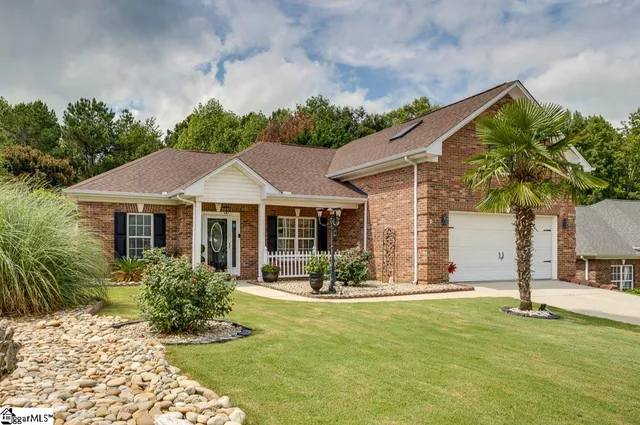 $439,500 | 9 Arabian Way, Simpsonville, SC 29681