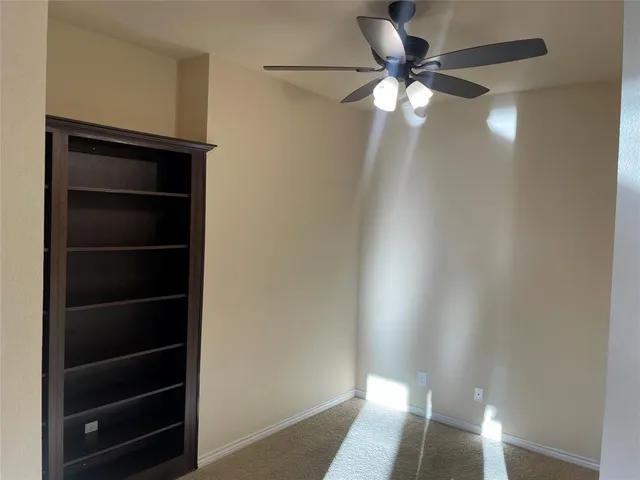 $1,600 | 950 Henderson Street, Unit 1310, Fort Worth, TX 76102