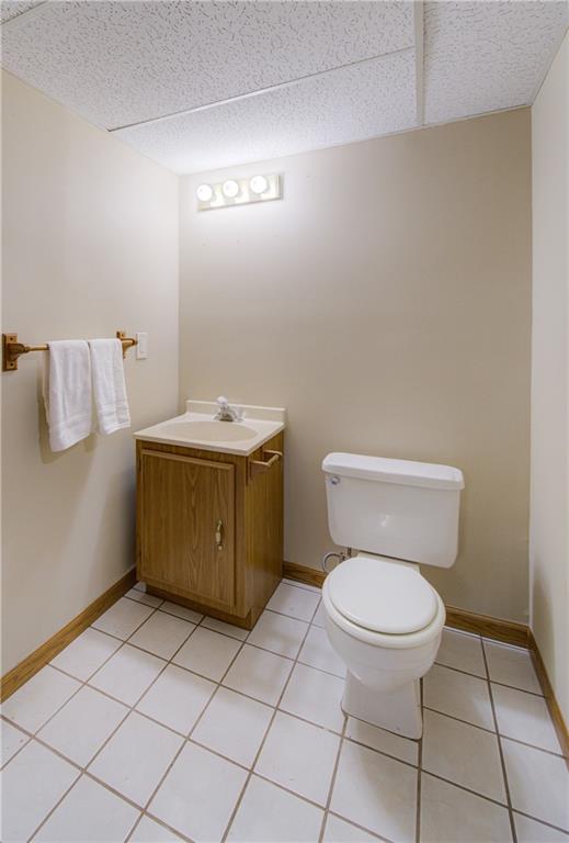 236 Southwest Raintree Drive Lee's Summit, MO 64082 - Photo 31 of 35