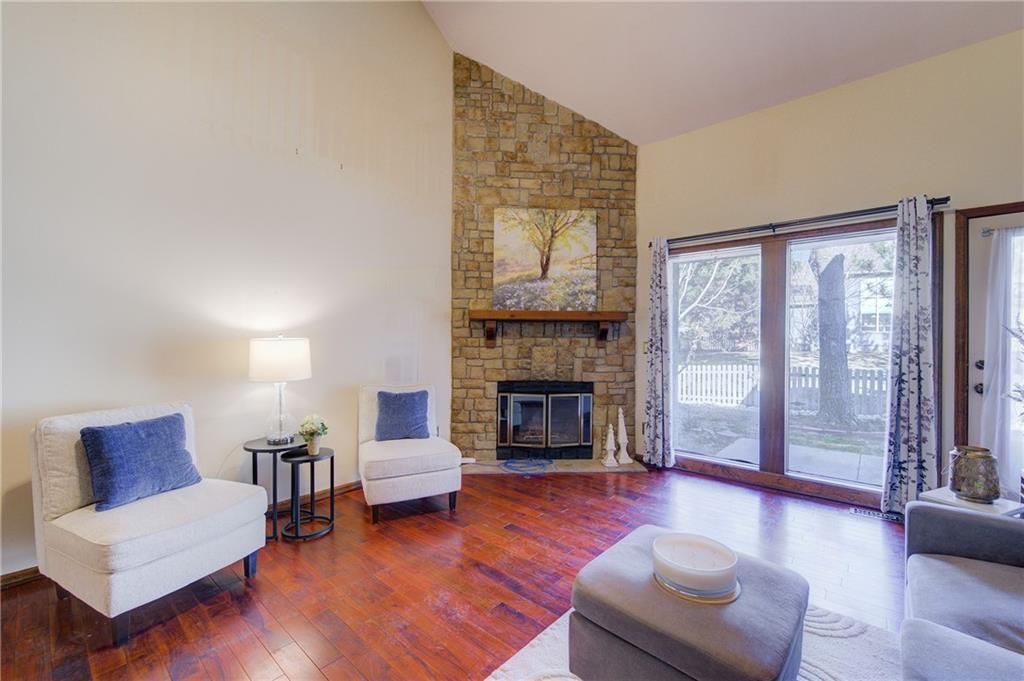 236 Southwest Raintree Drive Lee's Summit, MO 64082 - Photo 6 of 35