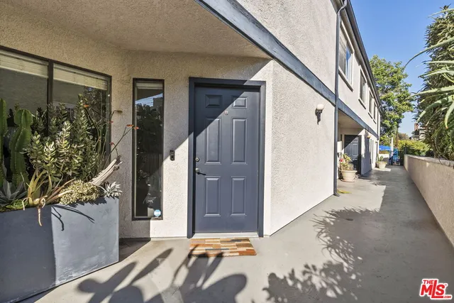 $4,500 | 1802 20th Street, Unit B, Santa Monica, CA 90404