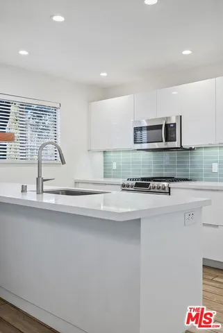 $4,500 | 1802 20th Street, Unit B, Santa Monica, CA 90404