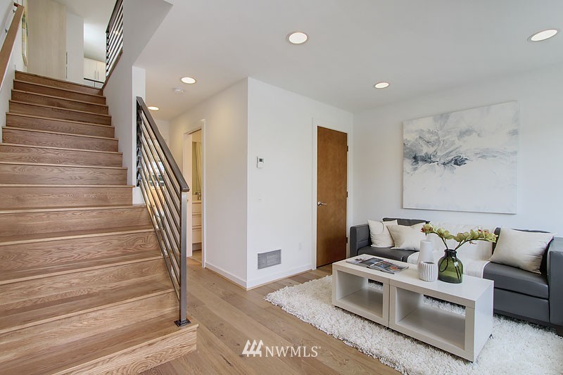 3907 Southwest Findlay Street Seattle, WA 98136 - Photo 2 of 15