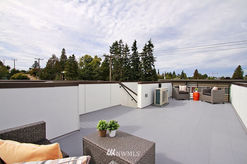 3907 Southwest Findlay Street Seattle, WA 98136 - Photo 13 of 15