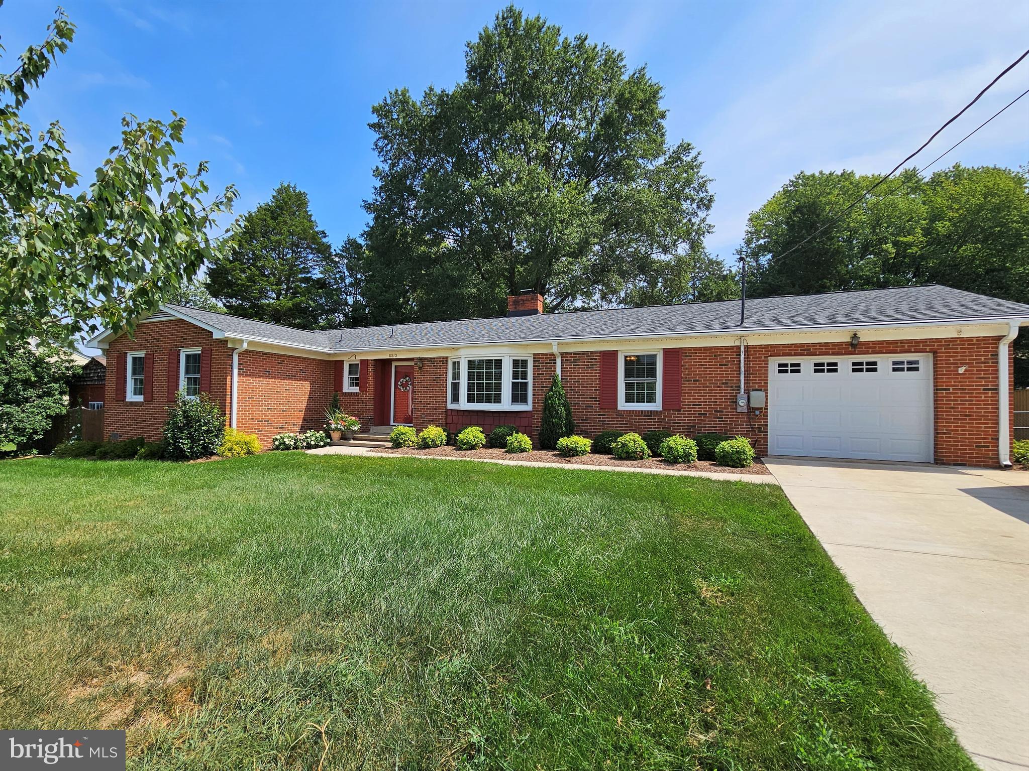 8813 Weems Road Manassas, VA 20110 - Photo 1 of 39 Welcome Home to 8813 Weems Road, Manassas!